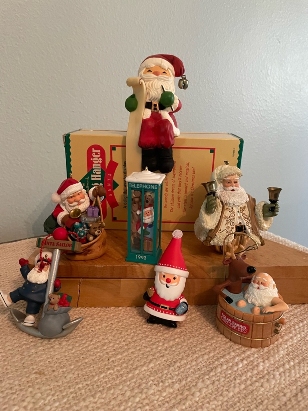 Hallmark Multi-Santa Ornament Display - Red, White, Green